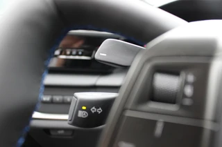 Lexus RZ 550e DIRECT 4 F SPORT 77 kWh DIRECT LEVERBAAR YOKE-STUUR STEER-BY-WIRE PANO MARK-LEVINSON STOELVENT / 31