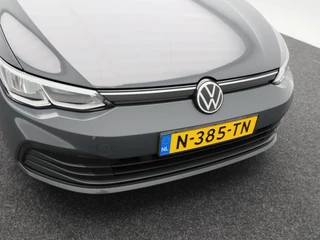 Volkswagen Golf 1.0 eTSi 110 Pk Life | Adaptive Cruise | Camera | Navigatie | Climatronic | 16 Inch | 112.282 Km !! / 12