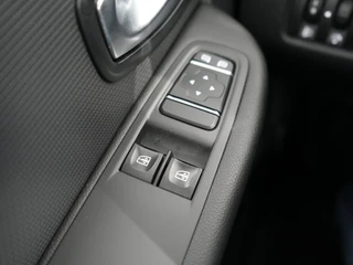 Renault Clio 0.9 TCe Zen | Cruise | Airco | Navi | Bluetooth | / 23