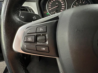 BMW X1 SDrive18i Executive/ NL auto/ Automaat/ Parkeersensoren / 20