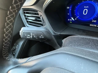 Ford Focus Wagon BWJ 2022 1.5 120 PK EcoBlue Titanium X Business AUTOMAAT  FULL LED | STANDKACHEL | LANE ASSIST | ELEKTR. ACHTERKLEP | CAMERA |  KEYLESS | CARPLAY + ANDROID | NAVI | CLIMA | CRUISE | LMV | PDC / 17