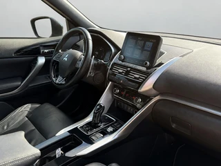 Mitsubishi Eclipse Cross 2.4 PHEV Prestige SOH 98,9% - PANO / 18