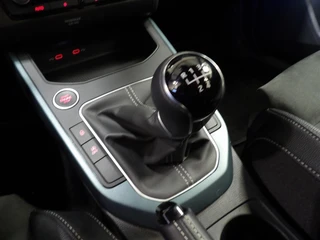SEAT Arona 1.0 TSI 95pk Xperience / 29