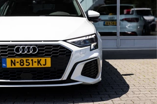 Audi A3 Sportback 35 TFSI S Line  | Carplay | Stoelver. | Parkeersens. | / 23