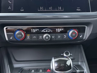 Audi Q3 40 TFSI quattro S Line edition one  - Virtual cockpit - Schuif/kanteldak - Stoelverwarming - Camera - Cruisecontrol - AppleCarplay - Android Auto - Virena Zekerheidspakket 895, - BOVAG Garantie / 31