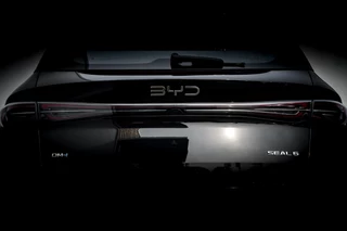 BYD SEAL 6 Touring 1.5 DM-i 183 Pk PHEV Boost € 5.190,- korting | 1.350 WLTP | Adapt. Cruise | Keyless | Vegan Leder | Camera |  LED verlichting / 65