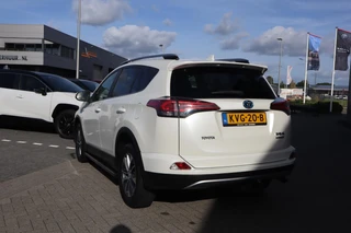 Toyota RAV4 2.5 HYBRID DYNAMIC / 4