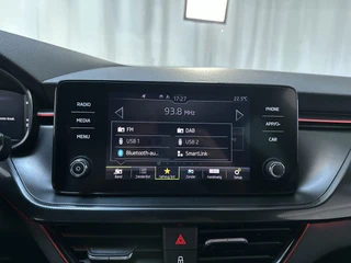 Skoda Kamiq 1.0 TSI Sport Business Virtual Cockpit Trekhaak Parkeersensoren App-Connect Stoelverwarming / 20