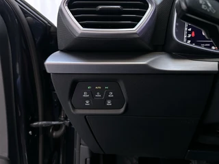 Seat Leon 1.0 TSI FR Business Intense Camera Sfeerverlichting Navigatie LED / 25
