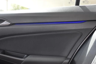 Volkswagen Golf Variant 1.0 TSI Life Business BSM | Navigatie | Stuur/Stoelverwarming | Sfeerverlichting | 12 mnd BOVAG garantie | Whatsapp 06-53188999 / 8