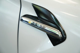 Renault Captur 1.6 E-Tech Plug-in Hybrid 160 R.S. Line  Cruise/Climate 24 Maanden garantie* (Vraag naar de voorwaarden) / 24