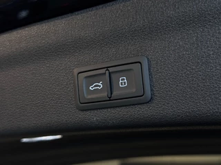 Audi A6 Avant 55 TFSI e Quattro Competition S-Line Massage HUD Stoelvent Leder / 49