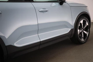 Volvo XC40 2.0 T4 | PANORAMADAK | BLIS | DAB | APPLE | ON CALL | 20" / 26
