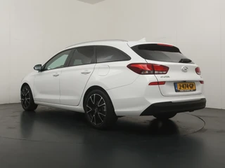 Hyundai i30 Wagon 1.0 T-GDI Comfort  Lendensteunverstelling - Cruise Control - Achteruitrijcamera - Climate Control / 6