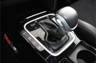 Kia XCeed 1.5 T-GDi GT-Line  - Automaat - Panorama dak - Stoel/Stuur verwarming - Navigatie - Climate Control - Achteruitrijcamera - Elektrische Achterklep - Fabrieksgarantie tot 01-2032 / 27