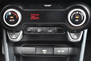 Kia Picanto 1.0 DPI DYN.PLUSLINE ECC / P.CAM. / APPLE/ANDROID / KEYLESS ENTRY / 21
