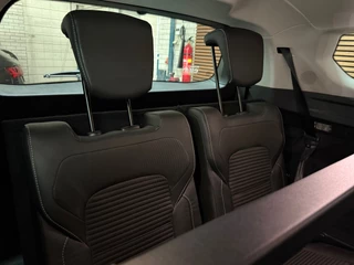 Renault Grand Scenic 1.3 TCe Bose | 7-Pers | Leder/Alcantara | Panorama voorruit | Massage stoel | BOSE Sound | Navigatie | Camera / 34