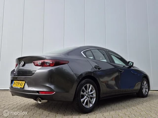 MAZDA 3 2.0 E-SKYACTIV-X M HYBRID 180 COMFORT MET BOSE AUTOMAAT/KEYLESS/LED/CAMERA/STOEL-STUURVERWARMING/HEAD-UP/ADAPTIVE CRUISE / 7