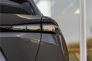 Peugeot 408 1.2 Hybrid 145 e-DCS6 Allure  | 360° Camera | 19" / 40