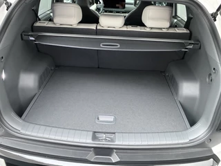 Kia EV3 GT-Line Business Edition 81.4 kWh  Navigatie - Achteruitrijcamera - Apple & Android Carplay - Nieuw uit voorraad leverbaar / 39