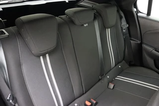 Opel Corsa 1.2 Turbo GS 130 PK Automaat | Navigatie | Climate control | Camera | Lichtmetalen velgen | Cruise control | Getint glas / 16