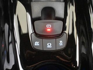 Toyota C-HR 1.8 Hybrid Style Allseasons | Leder | Blindspot / 24
