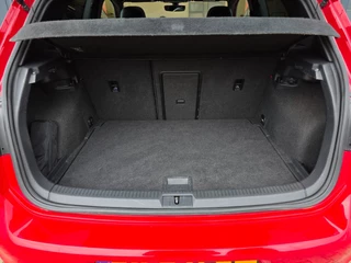 Volkswagen Golf 2.0 TSI GTI Clubsport / 265-360PK / NAP = UNIEK !! / NWE TURBO / PANO / DYNAUDIO / CAMERA / CARPLAY / 19 INCH ! / 11