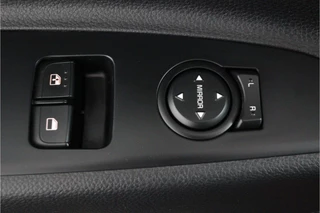 Kia Stonic 1.0 T-GDi DynamicLine  - Trekhaak - Airco - Cruise control - / 19