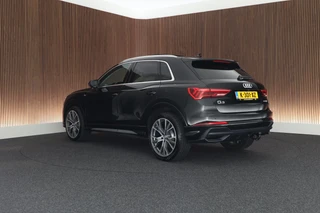 Audi Q3 35 TFSI 150pk Business Edition Trekhaak Camera Stoelverwarming LED Virtual Cockpit Navigatie Panoramadak / 10