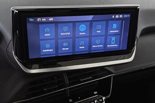Peugeot 2008 1.2 PureTech 100 Allure Camera Apple CarPlay 17" / 13