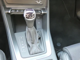 Audi Q3 45 TFSI e 245pk PHEV S line Edition 11dkm! / 21
