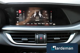 Alfa Romeo Stelvio 2.0 T AWD Veloce Panorama Trekhaak / 18
