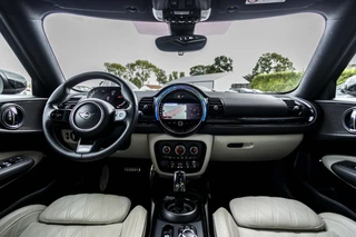 MINI Clubman 1.5 Cooper John Cooper Works  | Pano | 19" | Camera / 39