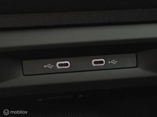 VOLKSWAGEN VARIANT 1.0 TSI/LED/CARPLAY/ADAPTIVE CRUISE/CLIMATE/KEYLESS / 43