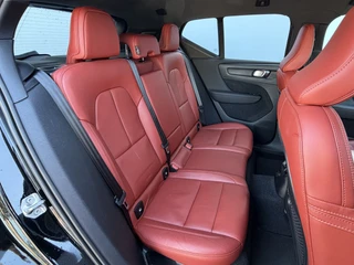Volvo XC40 1.5 T5 262pk Recharge Inscription PHEV Leer Stoel/Stuurverw Carplay Crystal Orrefors Dealer-Onderhouden! / 22