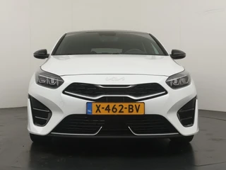 Kia ProCeed 1.0 T-GDi GT-Line  - Panorama dak - Elektrische Achterklep - Cruise Control - Navigatie - Climate Control - - Fabrieksgarantie tot 10-2030 / 13