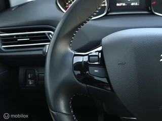 PEUGEOT 308 SW 1.2 PURETECH EXECUTIVE/PANO/LED/TREKHAAK/CARPLAY/CRUISE/LANE ASSIST / 45
