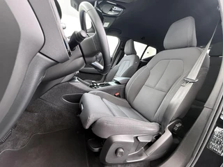 Volvo XC40 Recharge Plus SOH 92%| PILOT ASSIST ACC| ELEKTRISCHE ACHTERKLEP| DODE HOEK SENSOR |WARMTEPOMP| STOEL + STUURVERWARMING| ACHTERUITRIJCAMERA| RIJKLAAPRIJS INCL. 12 MND BOVAG GARANTIE| / 18