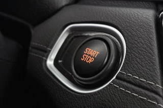 BMW X2 xDrive25e M Sport Panoramadak Harman Kardon Memory Head-Up / 40