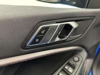 BMW 2-serie Gran Coupé 218i High Executive M Sport TREKHAAK CARPLAY NAVI ADAPTIEF CRUISE. / 18