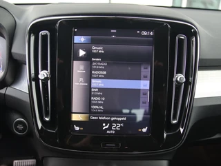 Volvo XC40 1.5 T3 Momentum Pro | Elek. wegklapbare trekhaak / 17