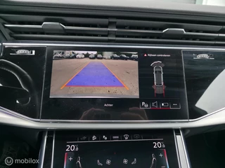 Audi Q8 55 TFSI e Quattro S-Line / Nachtzicht / HUD / Sfeer / 33