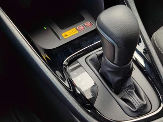Toyota Yaris 1.5 Hybrid 115 DYNAMIC NL-AUTO STOEL/STUURVERW BLIND SPOT PARK-SENSOREN NAVI CAMERA CLIMA AD-CRUISE APPLE/ANDROID KEYLESS 16'' LM-VELGEN / 33