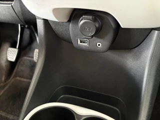 Citroën C1 1.0 VTi Millenium 5-drs. CARPLAY/DAB/AIRCO/LIMITER / 33