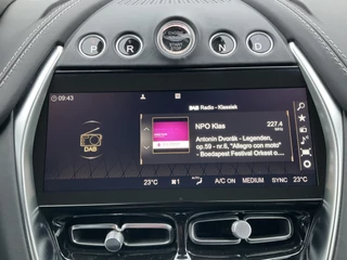 Aston Martin DBX 4.0 V8 360° Memory Stoelverw/koeling Sfeerverl Pano Lightning Silver / 48