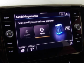 Volkswagen Passat 1.4 TSI PHEV 218pk 6-DSG GTE / 39