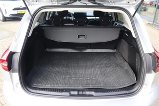 Ford Focus Wagon 125PK HYBRID TITANIUM-X VIRTUAL-COCKPIT B&O AUDIO CLIMA P-SENSOREN 17"LMV LED CAMERA WINTERPACK NL-AUTO / 6