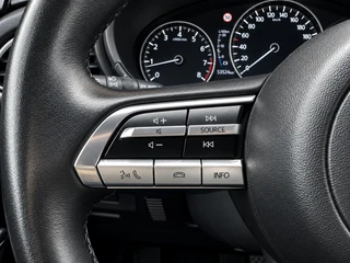 Mazda CX-30 2.0 e-SkyActiv | Automaat | Head Up Display | Stoel/Stuur Verwarming | Camera | 1ste Eigenaar / 22