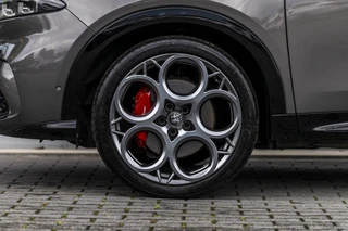 Alfa Romeo Tonale 1.5T Hybrid Veloce  | Elek. achterklep | Leder | NL auto / 19