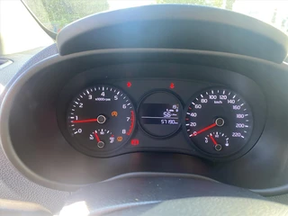 Kia Picanto 1.2 5-zits X-Line / 18
